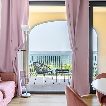 Casa Vacanze Maddalena - Palazzetto Sul Lago - Diamante Rosa Marta Quarto foto